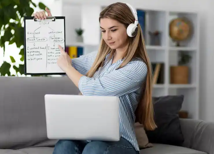 KS4 Tutor (English, Maths, Science) Remote - UK